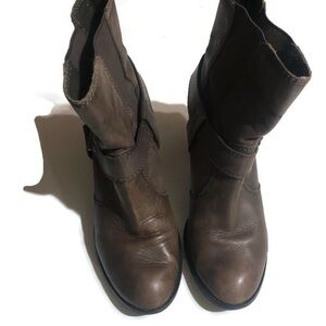 arturo chiang Women’s Leather Boots Sz 8.5